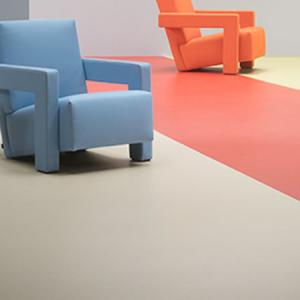Floor design with Marmoleum Piano flooring in multiple colours