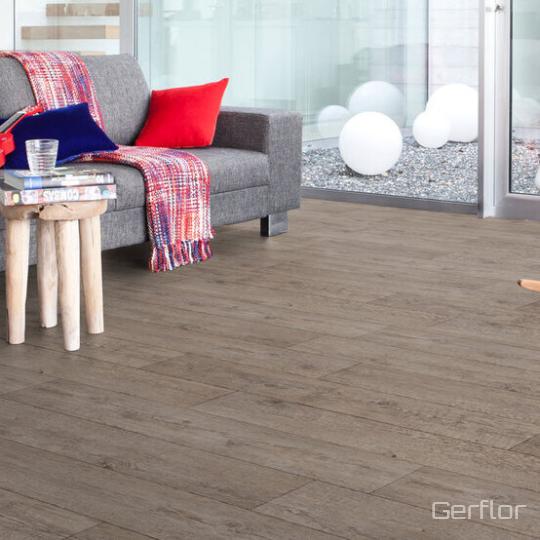 Room scene with Gerflor Texline® vinyl flooring in Farm Pécan